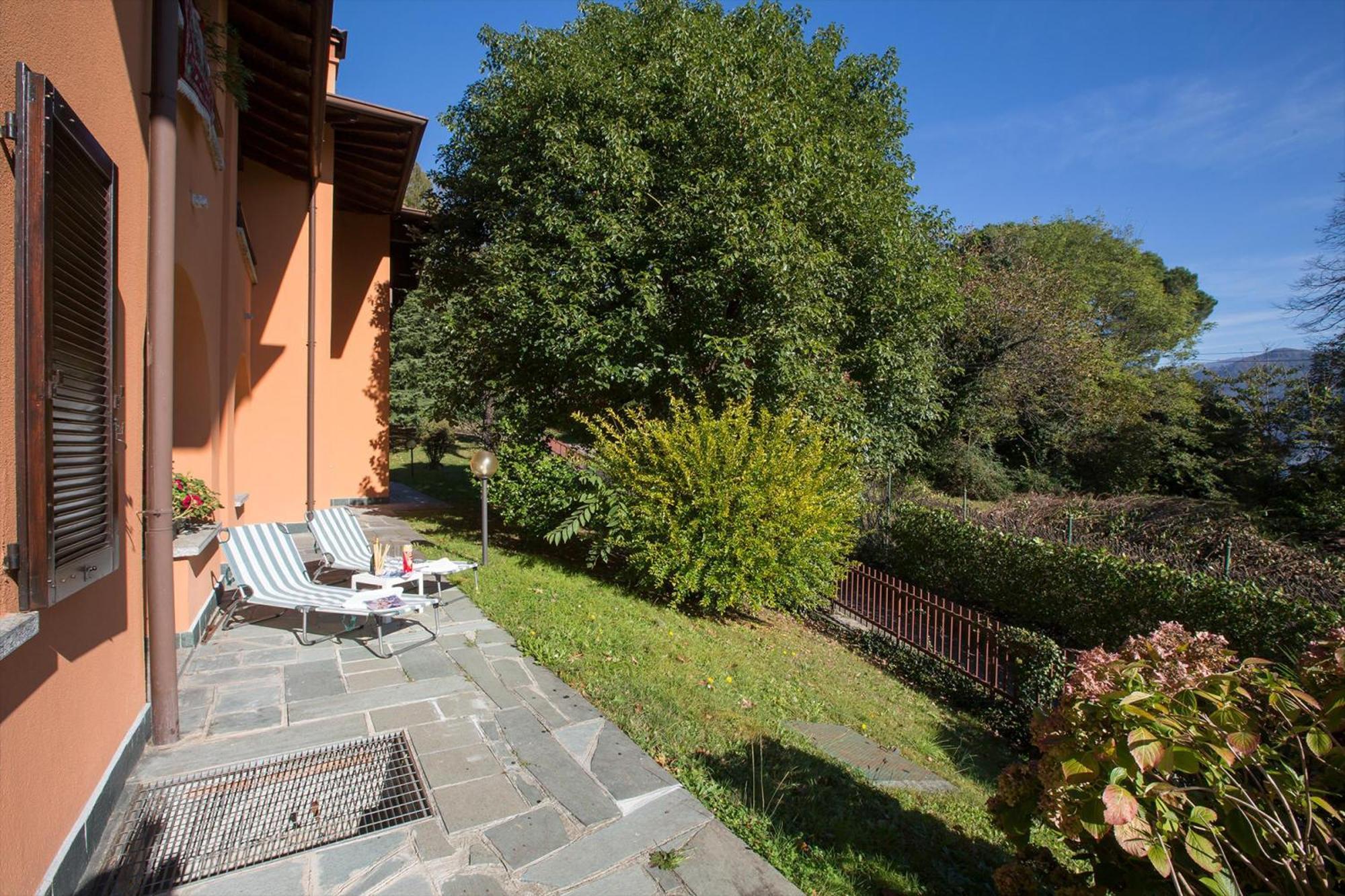 Menaggio Poggio Fiorito Loggetta Apartment Exterior photo